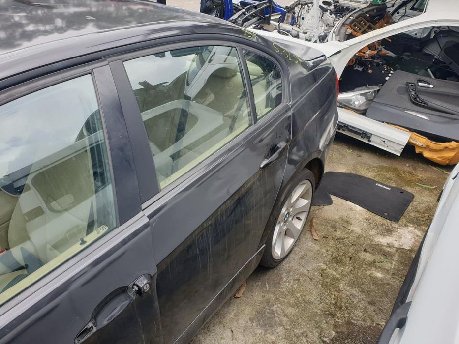 Porta trás esquerda BMW 3 (E90)