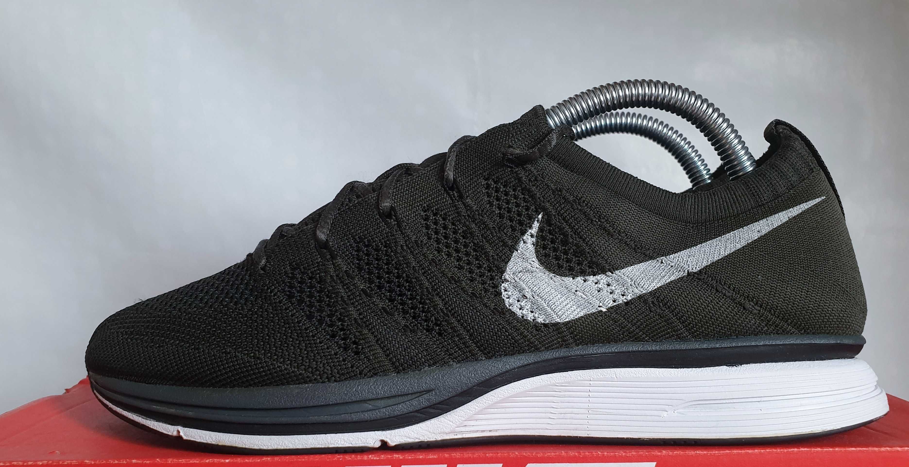 Nike Flyknit Trainer+ Sequoia 2012 42EUR/8.5US/26.5CM