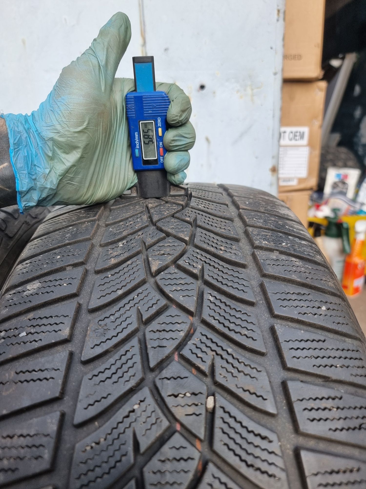 Opony zimowe 245/45r18 Goodyear UltraGrip 2020rok