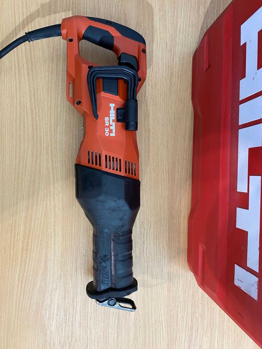 Piła szablasta HILTI SR 30 + walizka 2024r lisi ogon lisica Hilti