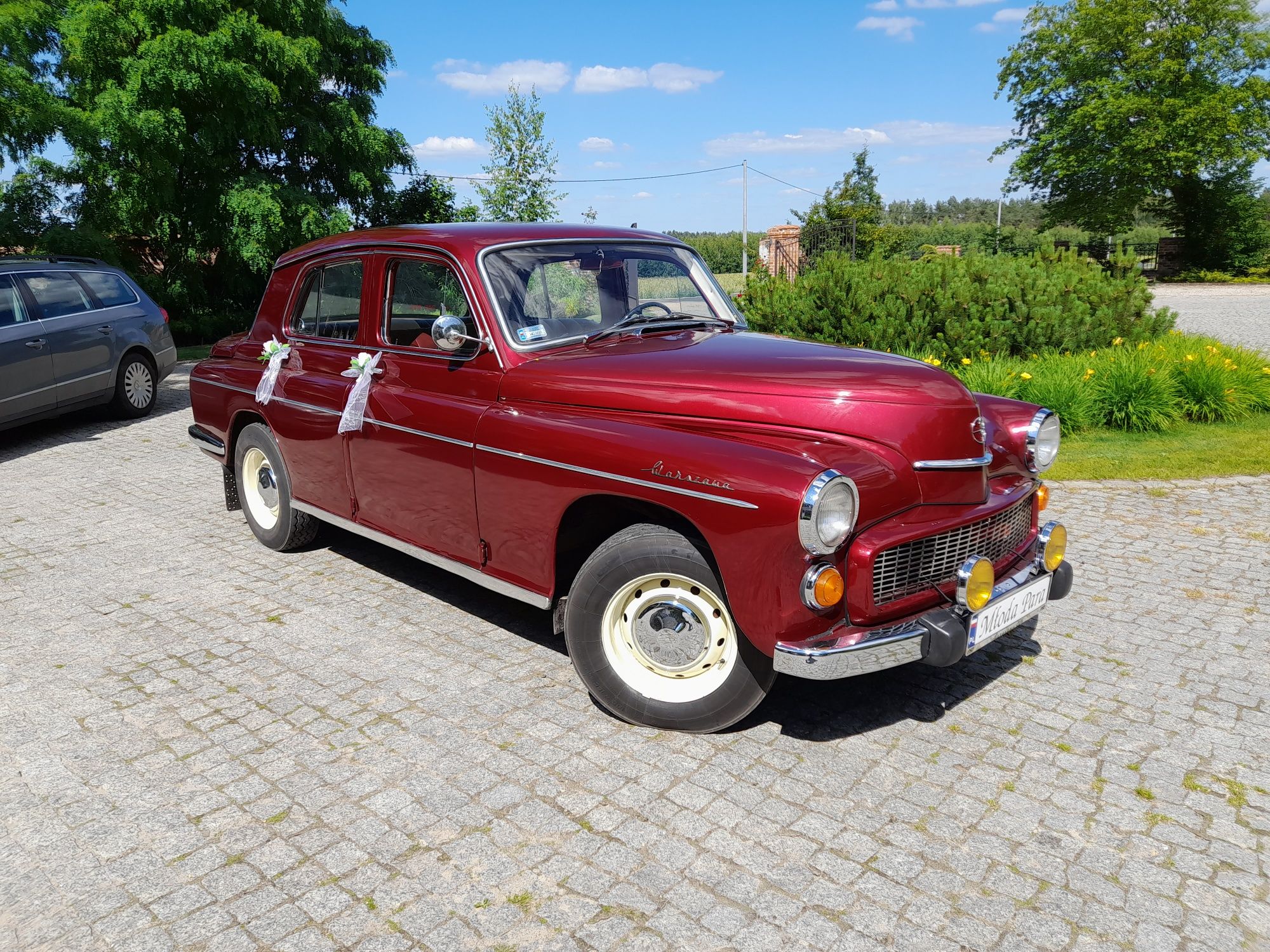 Samochód auto do ślubu Warszawa 224/223 Wołga gaz 24