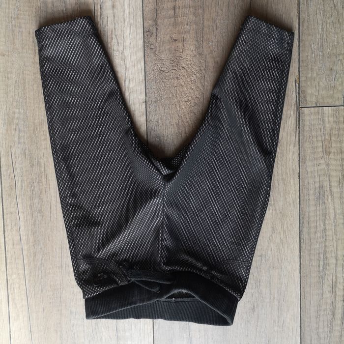 Spodnie dresowe na 6-9 m-cy(68-74 cm) River Island