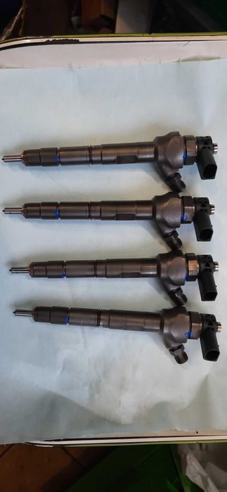 Wtryskiwacz 2.0 tdi vw audi skoda  seat