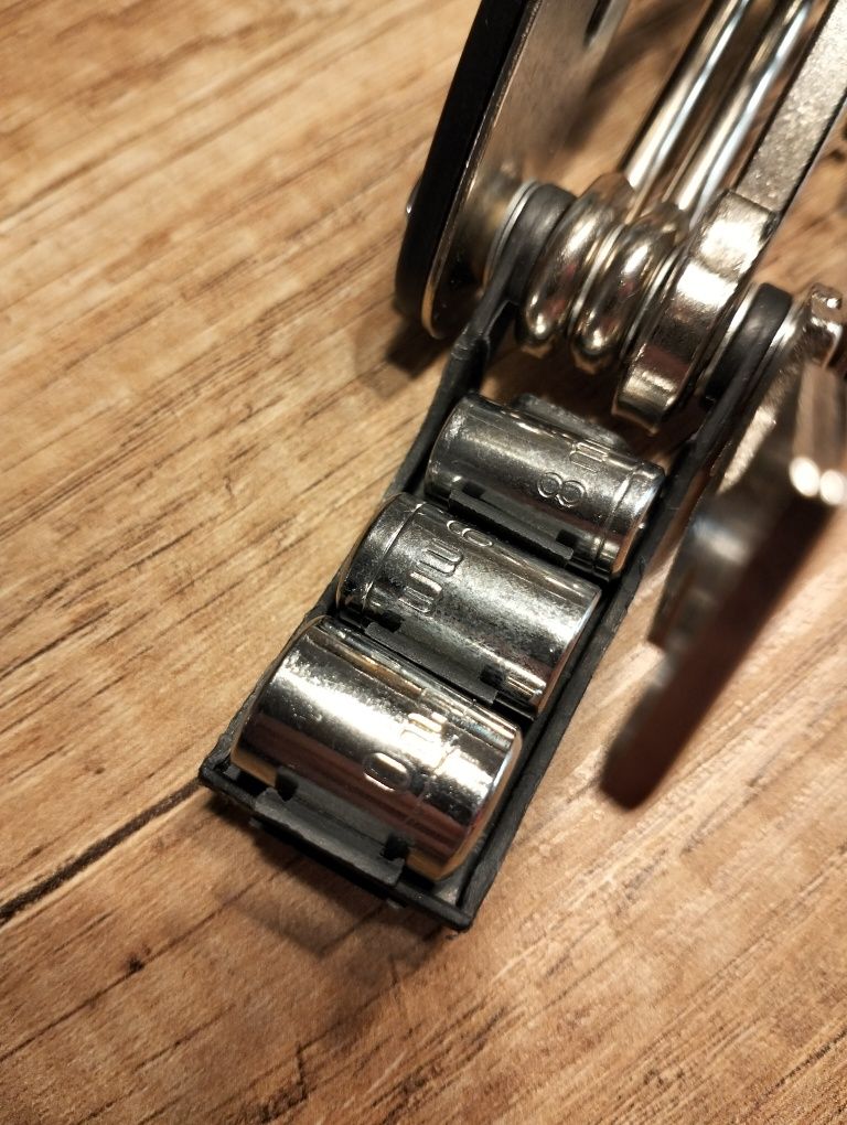 Klucze rowerowe zestaw śrubokręty wkrętaki narzędzia multifunktionale