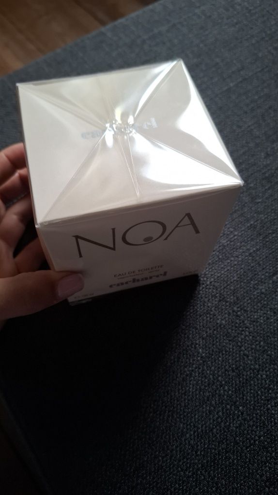 Perfume Noa original