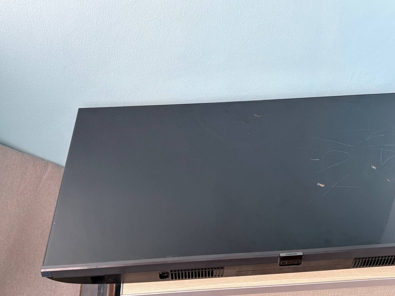 Samsung UE43AU7100U