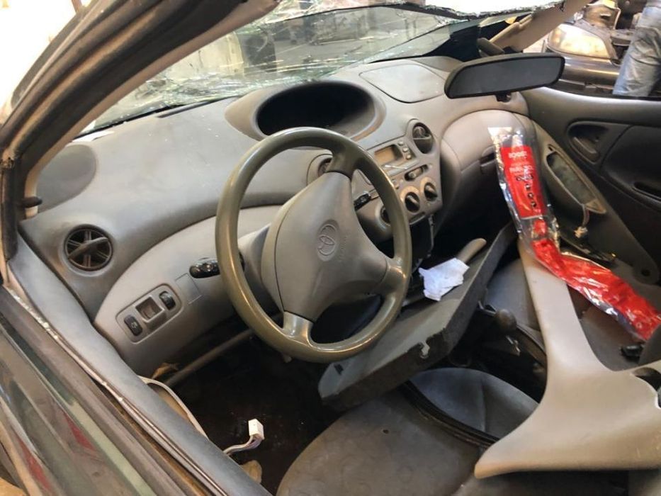 Toyota Yaris Para Peças