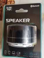 Speaker with microphone