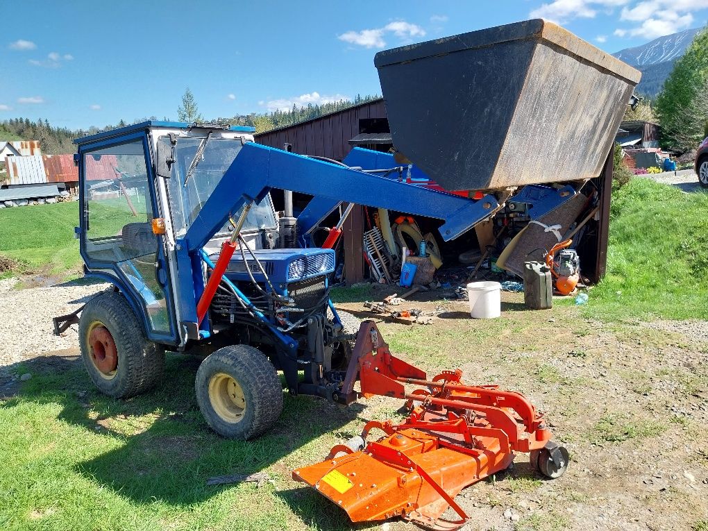 Traktor Iseki 2160