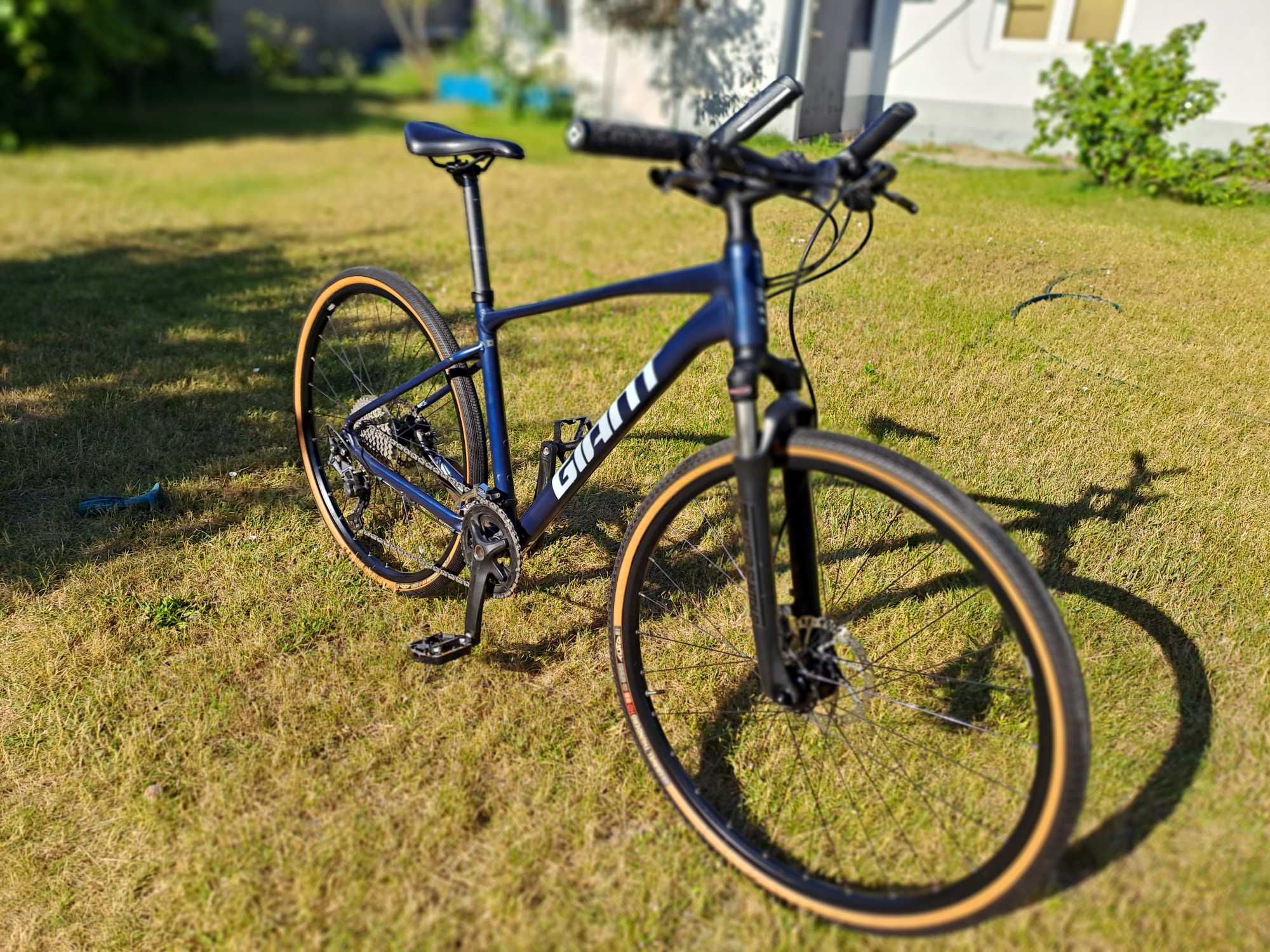 Sprzedam rower Giant Roam 1 shimano deore 2x10