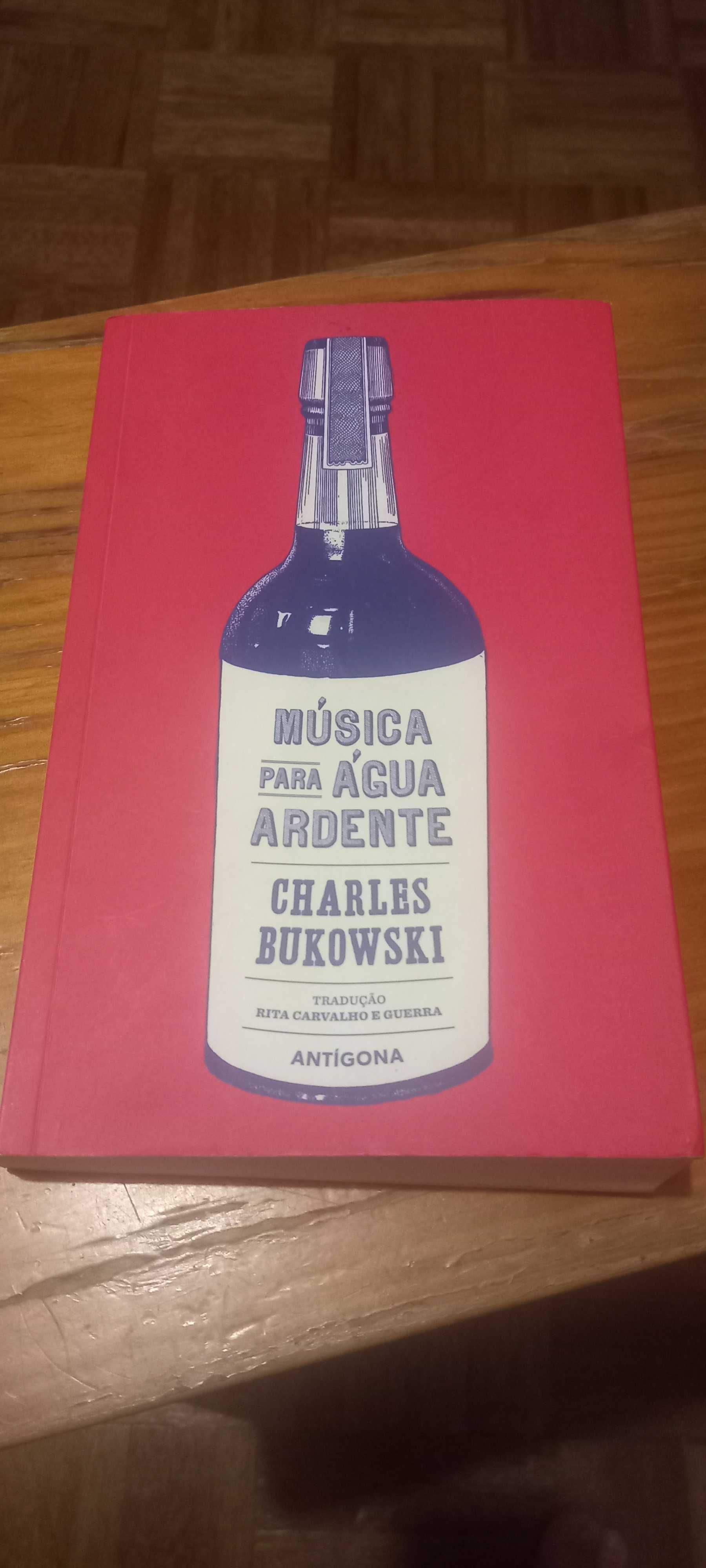 Musica para água ardente - Charles Bukowski