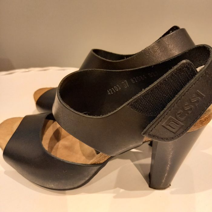 Sprzedam buty damskie