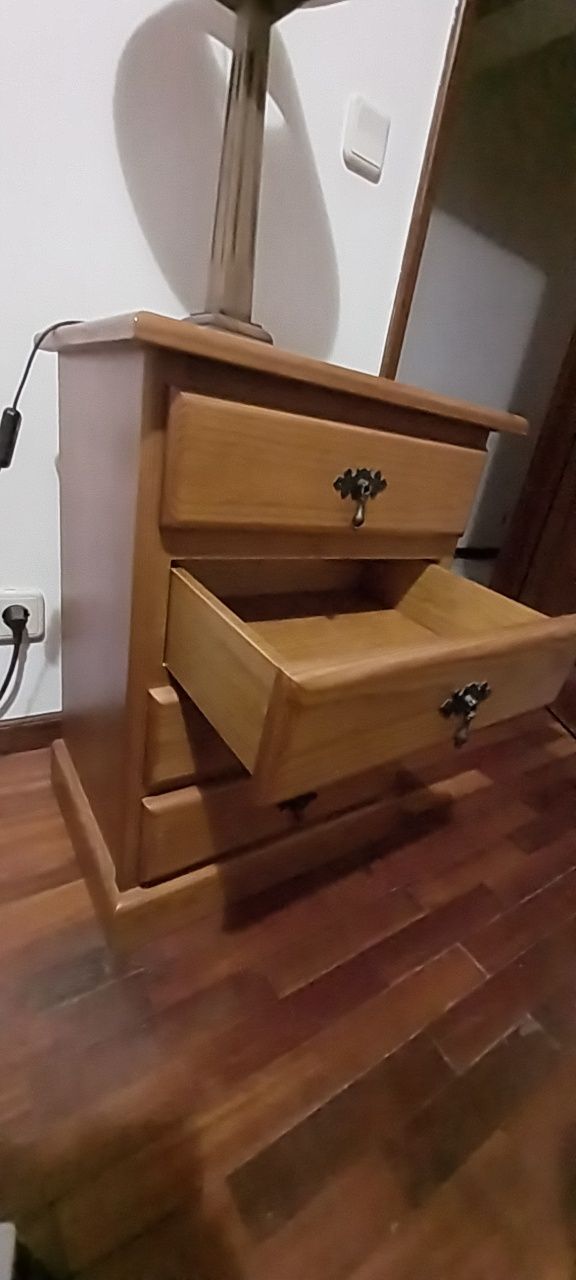 1 Cabeceira de cama
