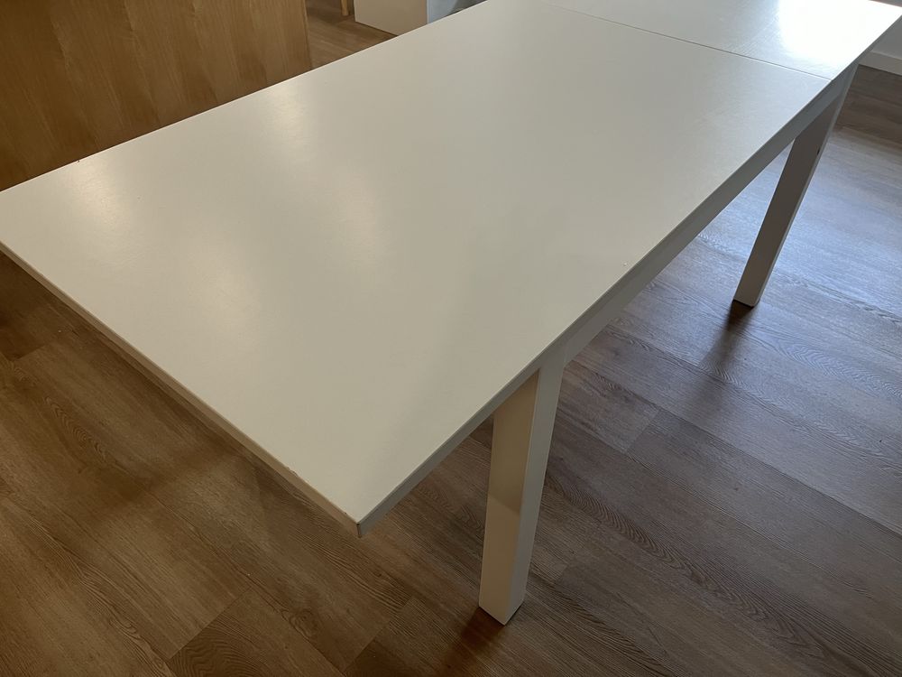 Mesa Extensível IKEA LANEBERG Branca - Usada
