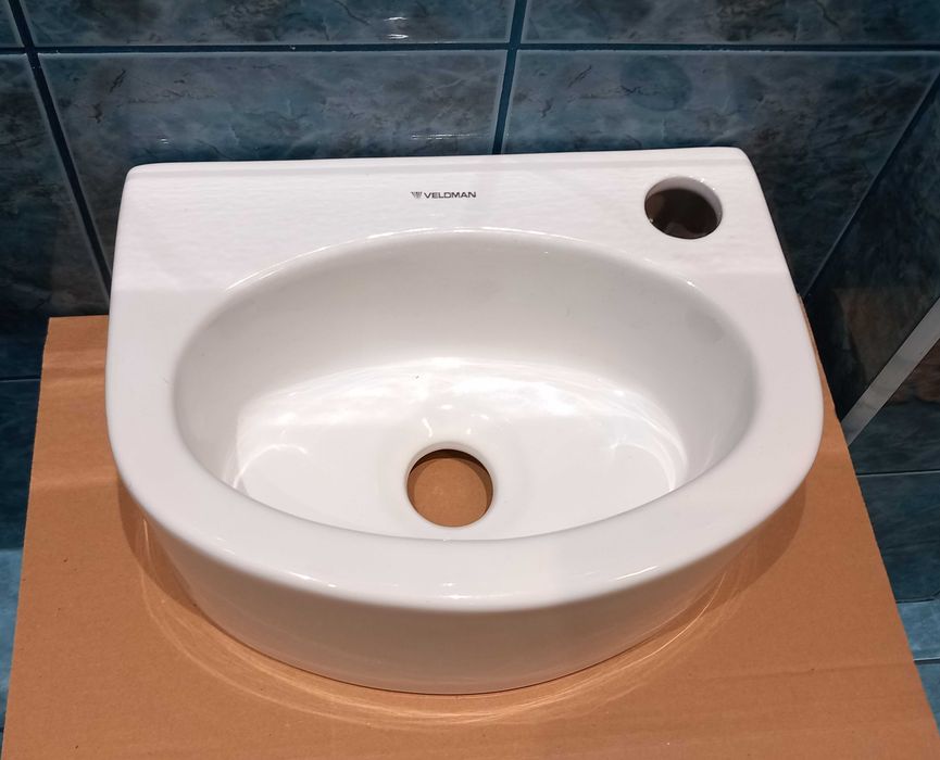 Mała umywalka ceramiczna VELDMAN Dalia 30,5x23x12 ładna / stan bdb