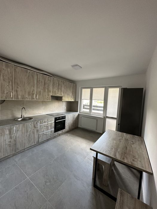 трьох кімнатна квартира