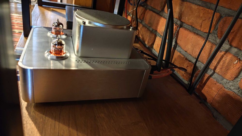 Taga Harmony HTA-700b V.3 (PSVANE) wzmacniacz hybrydowy, świetny stan