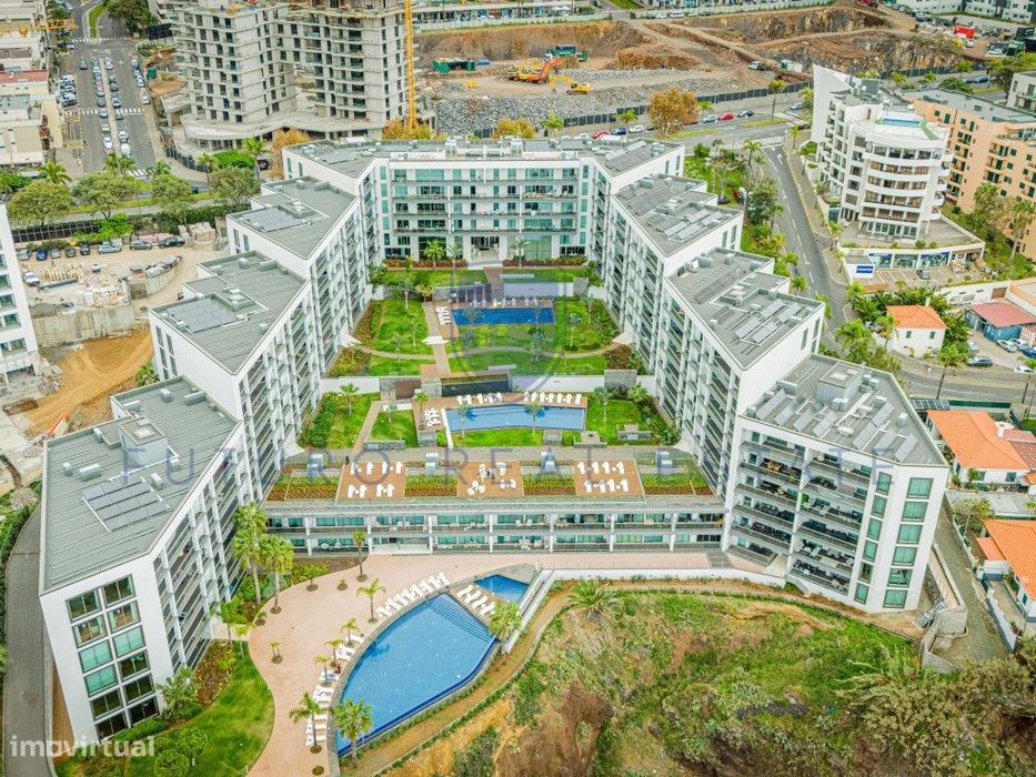 Estacionamento | Estrada Monumental | Funchal