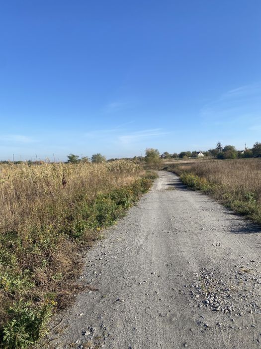 У продажу земельна ділянка, перша ліния річки, с.Піщанка,