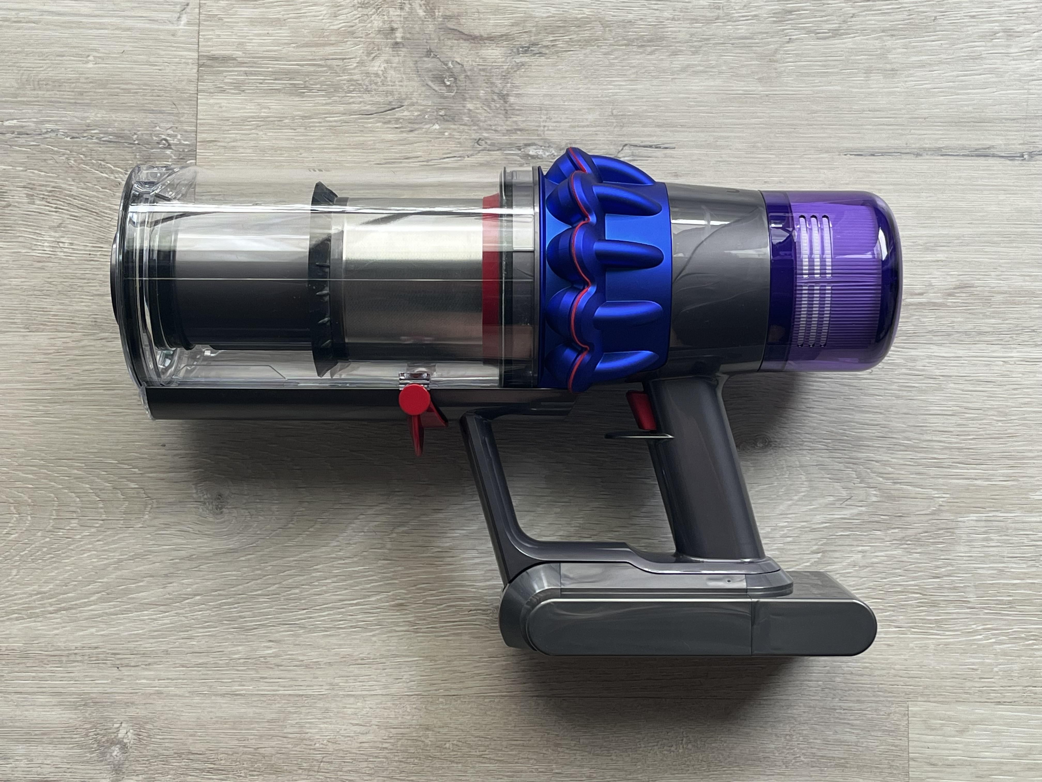 OUTLET Dyson V15 Detect Fluffy 60min FV23 GW