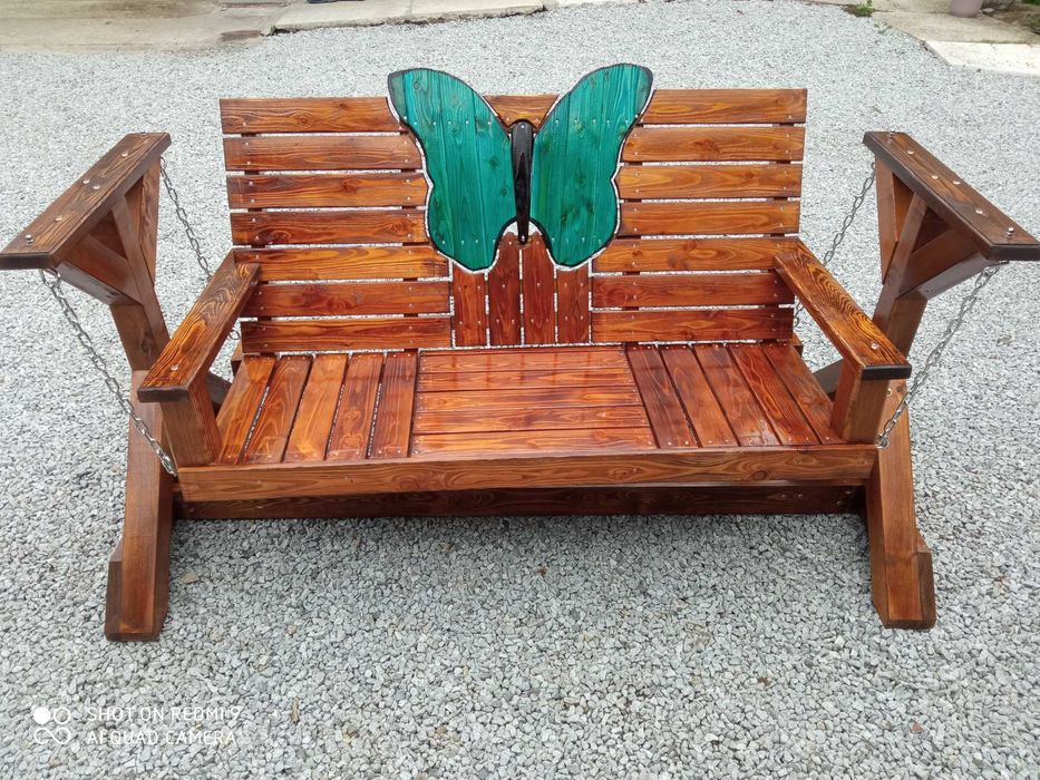 ławka ogrodowa bujana