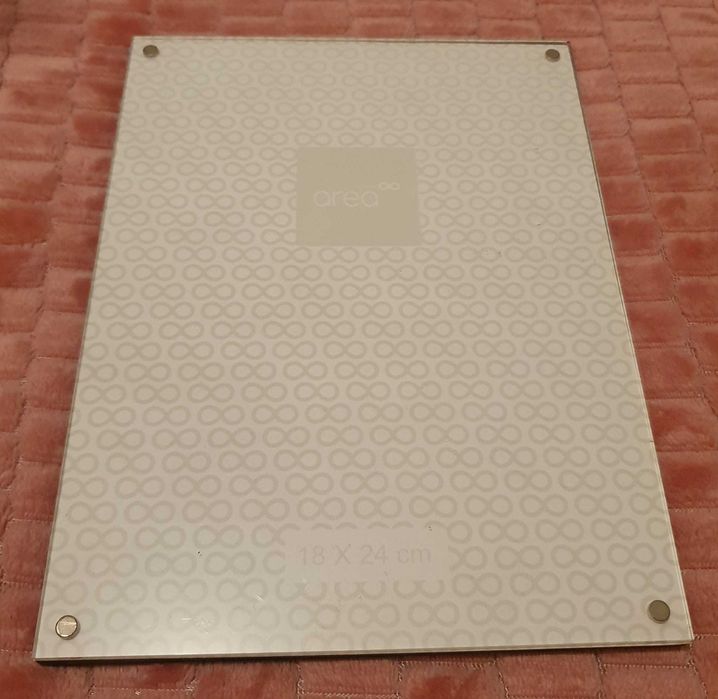 Moldura de parede AREA