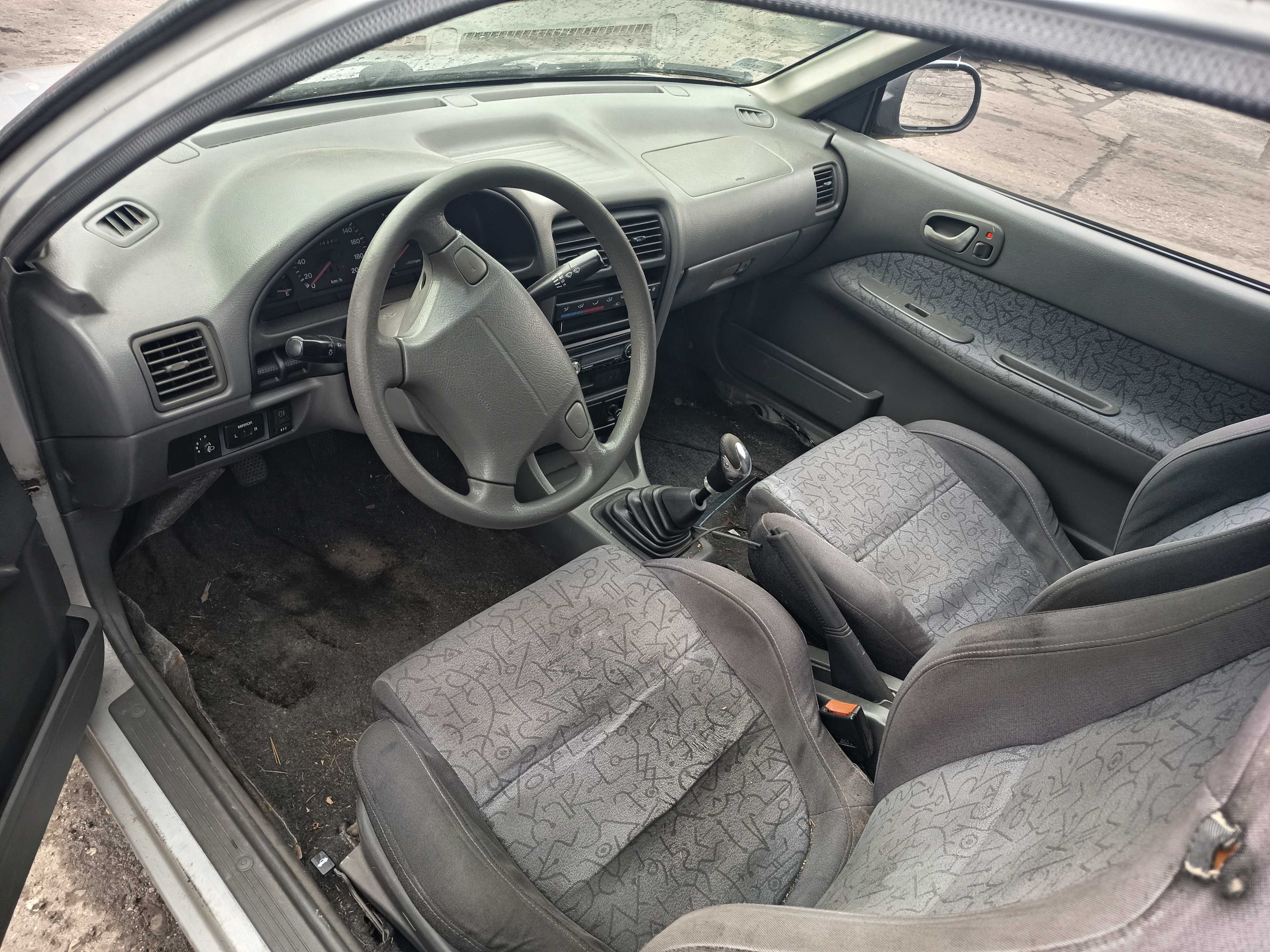 Suzuki Swift III Lift wszystkie części FV transport/dostawa