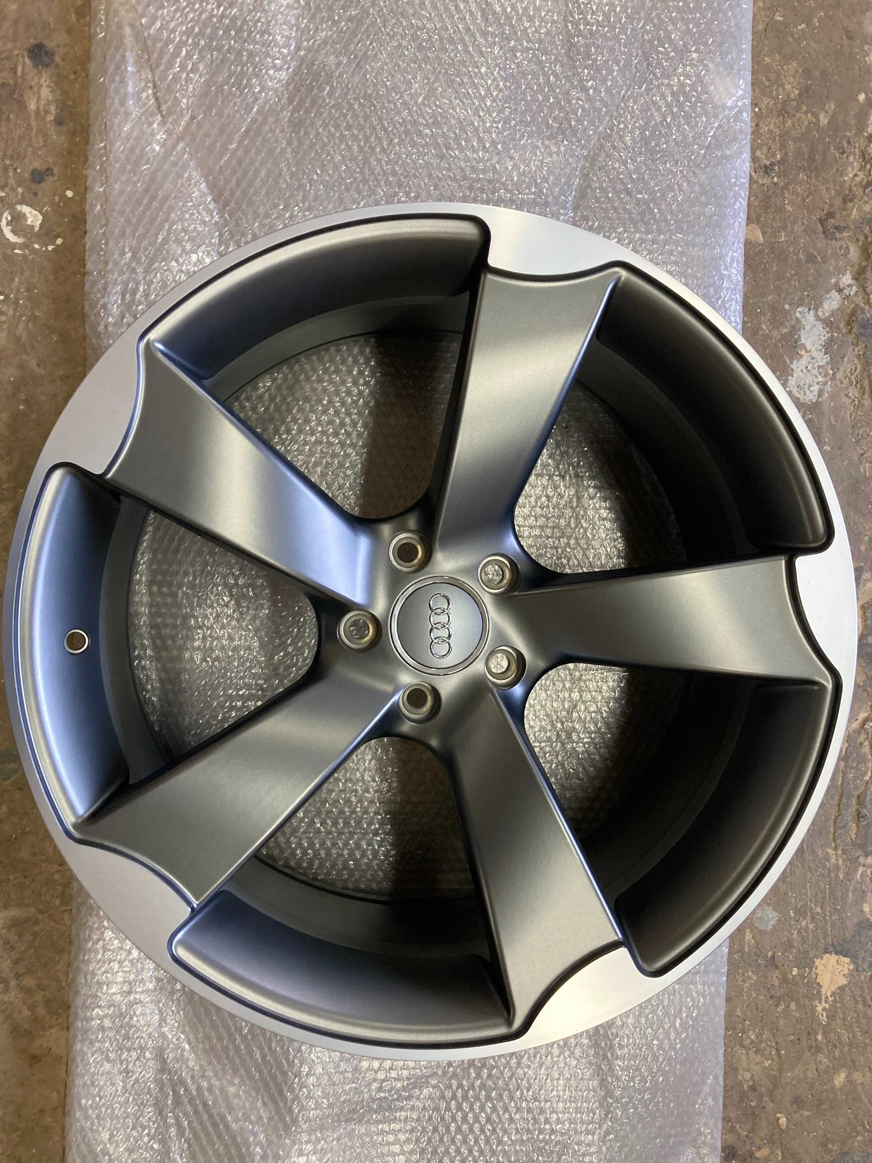 Диски одноширокие Audi R20 5-112