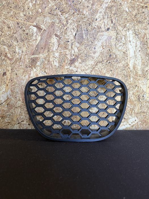 Grelha favo de mel Seat Ibiza 6L