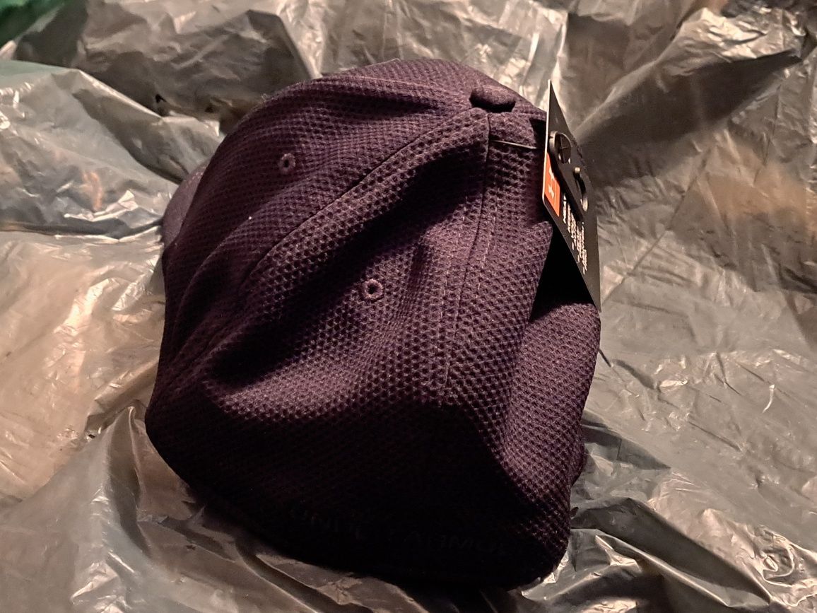 Under Armour czapka z daszkiem czarna orginal