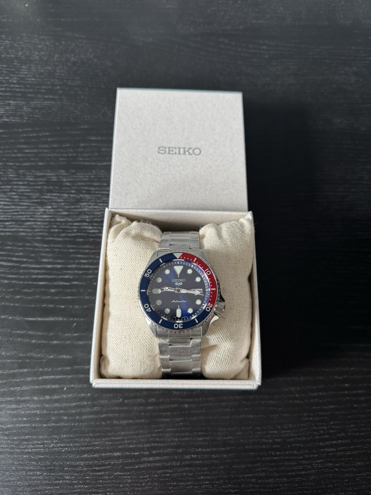 Zegarek Seiko 5 Sports “Pepsi”