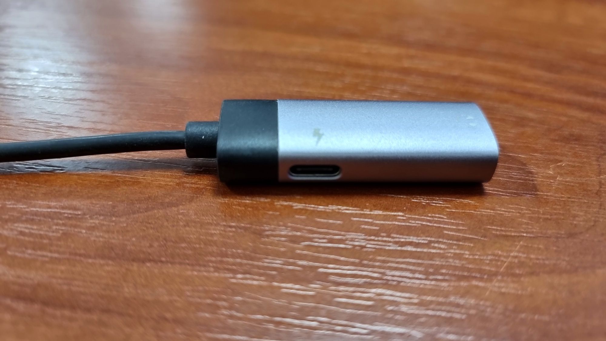 Переходник ESR minijack 3.5 > Type C