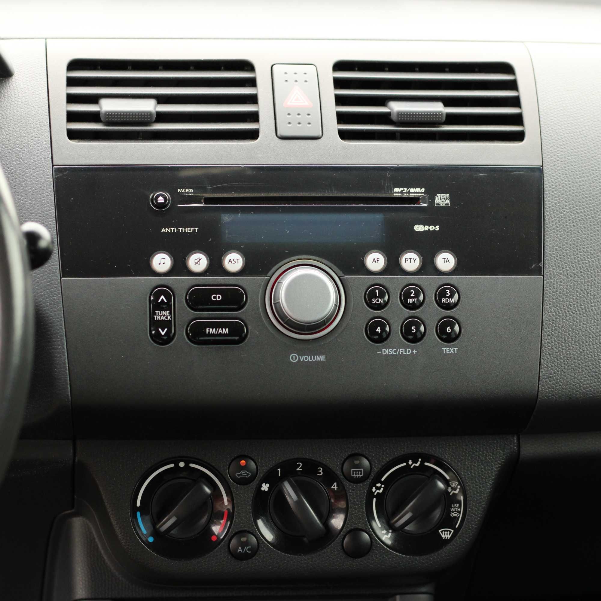 SUZUKI SWIFT 1.3 92KM alufelgi I kierownica multi I SERWISOWANY