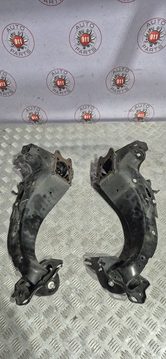 Задній важіль на Mini Cooper F55 2014+