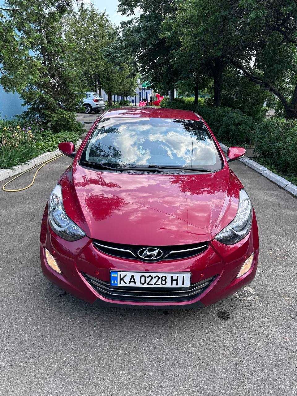 Hyundai Elantra 2011