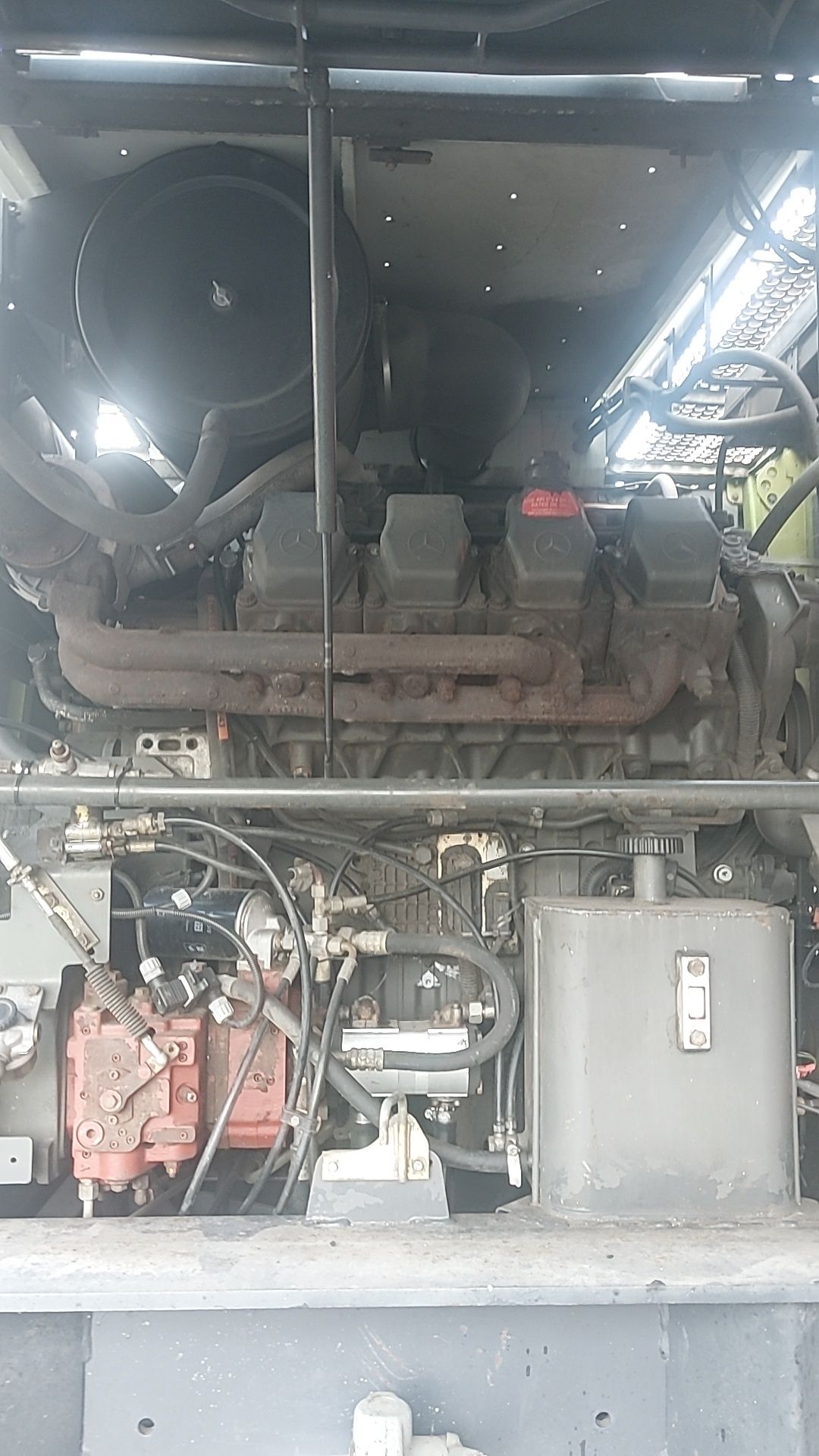 Claas jaguar 900 sieczkarnia samojezdna do kukurydzynie krone