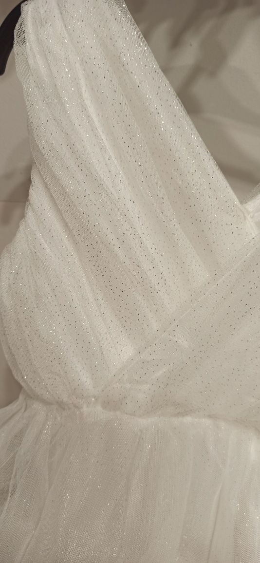 Sukienka biała dla dziewczynki falbanki 128 8 lat