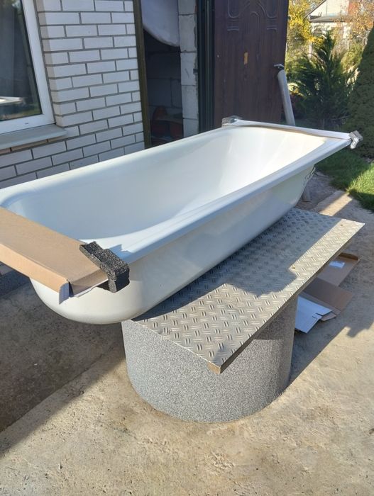 Ванна   Італійська сталь 170 см .