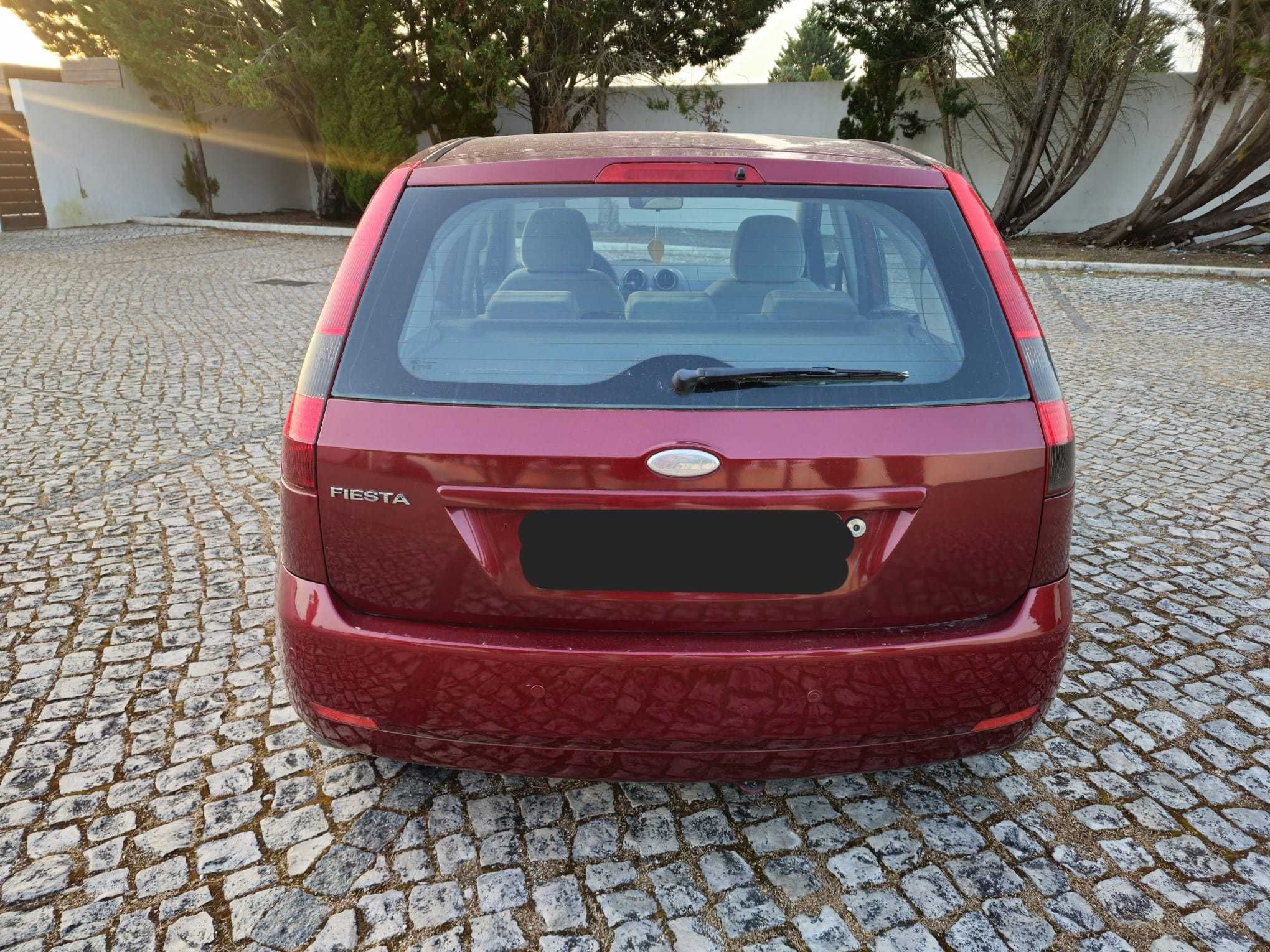 Ford Fiesta 1.25 Ghia 75CV