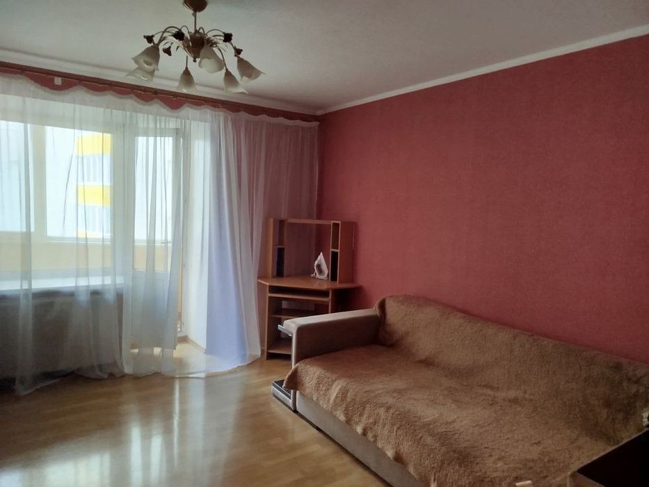 Оренда 3к квартири на Виставці