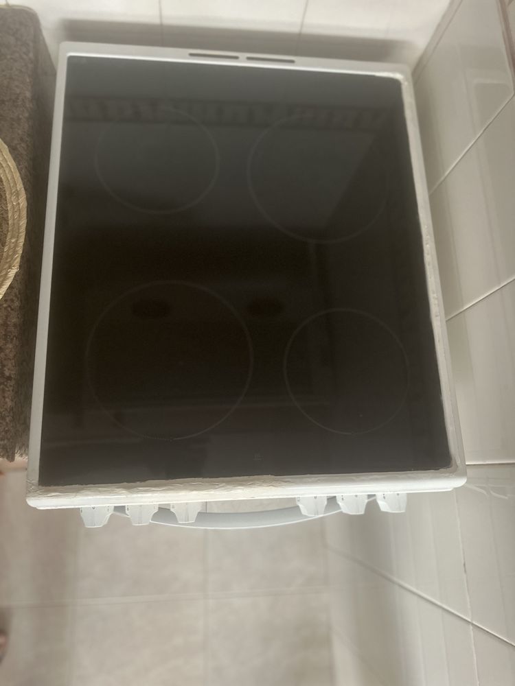Forno Eletrico Zanussi