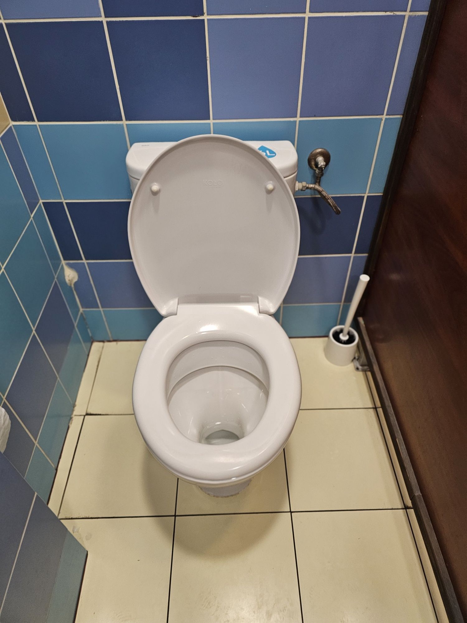 Kompakt WC ubikacja toaleta, dostępne 2szt