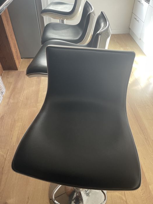 Cadeiras altas cozinha