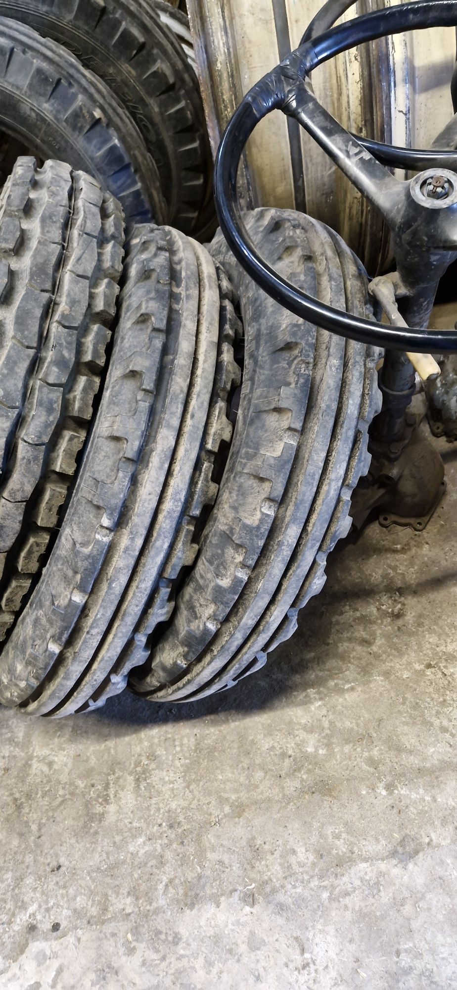Piasty  z czopam c360 18 calowe c355 c4011 felgi opony 18x6.00