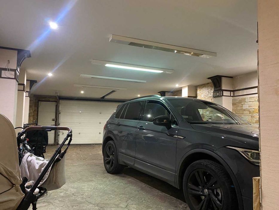 Просторий будинок 434 м² з басейном в Аркадійський провулок
