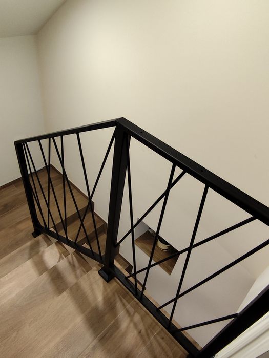 Balustrady wewnętrzne i zewnętrzne