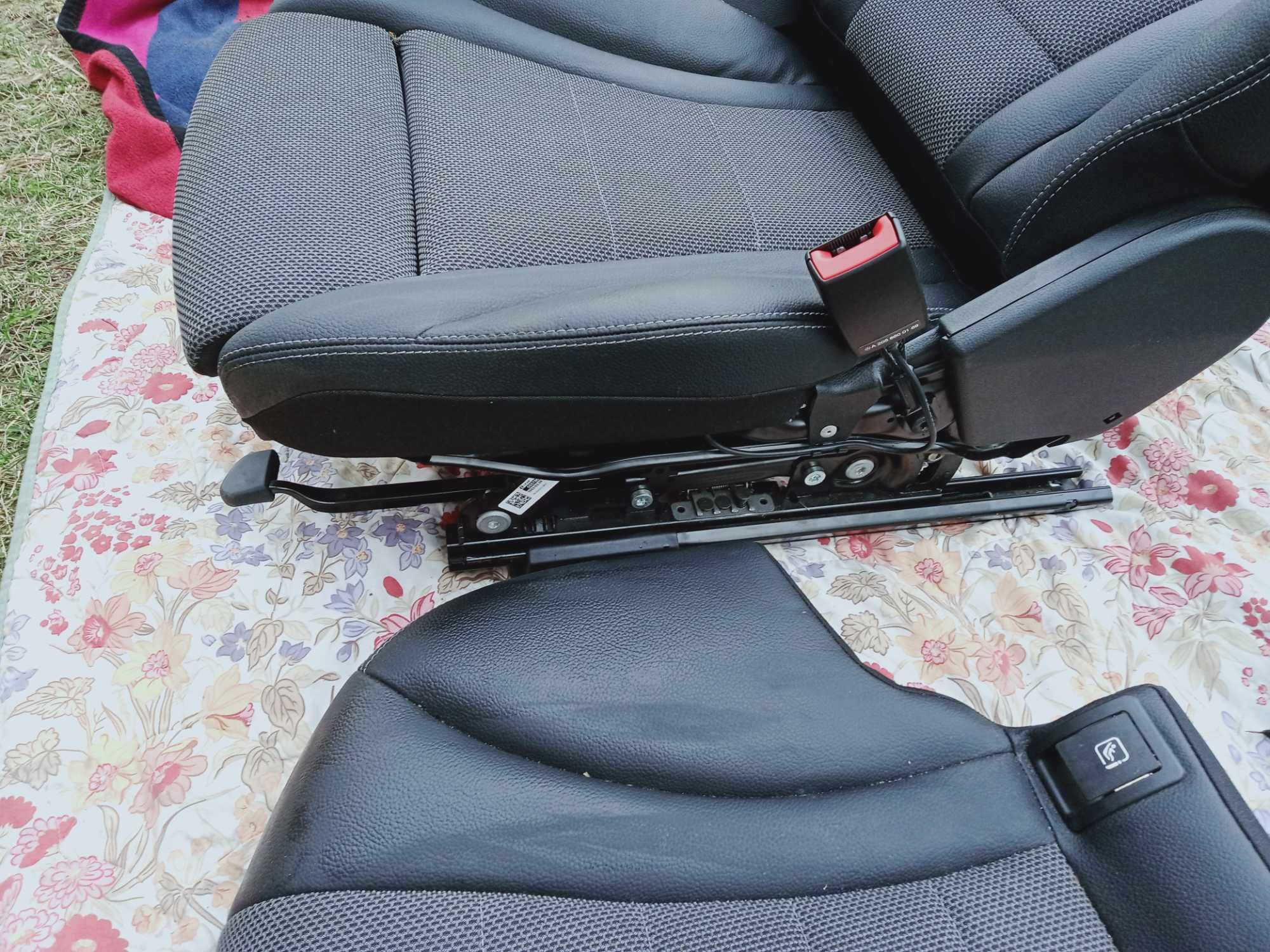 Fotel kanapa  siedzenie Mercedes c nie W205 A205 kombi