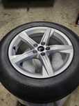 Oryginalne felgi Audi Q5 18" z oponami Hankook