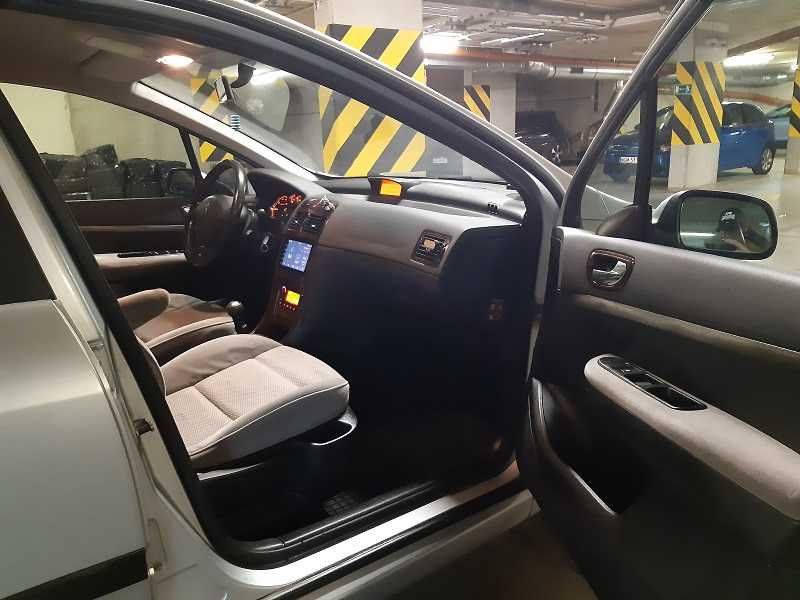 Peugeot             307 II