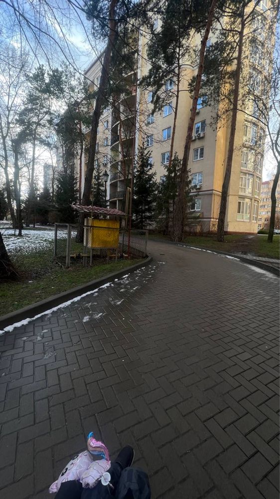 Продам 3 кімн у ЖК Чайка під Києвом з ремонтом для себе Лобановського